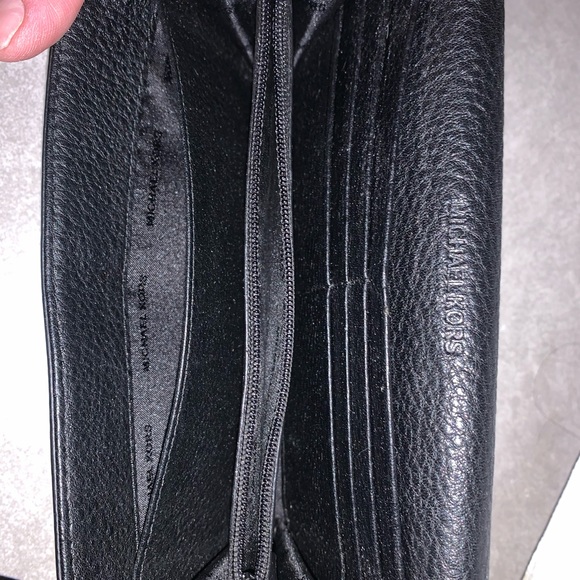 Michael kors real soft leather shoulderbucketstyle - Picture 8 of 10